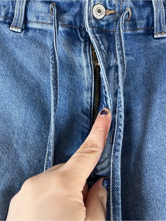 American Eagle Stretch Barrel Jeans in Indigo Abyss - Picture 6 of 15